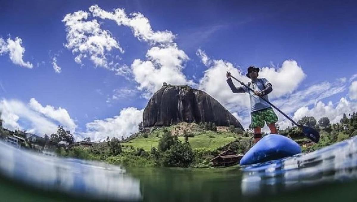 Sin Prisa "Not Rush" Cabana Preciosa! Con Jacuzzi, Vista Y Acceso Directo Al Embalse, Vista A La Piedra , Deporte Acuatico Paddle Board And Breakfast Incluidos ! Imperdible กัวตาเป ภายนอก รูปภาพ