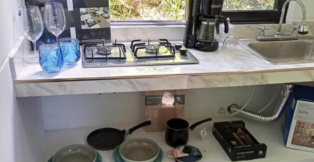 Sin Prisa "Not Rush" Cabana Preciosa! Con Jacuzzi, Vista Y Acceso Directo Al Embalse, Vista A La Piedra , Deporte Acuatico Paddle Board And Breakfast Incluidos ! Imperdible กัวตาเป ภายนอก รูปภาพ