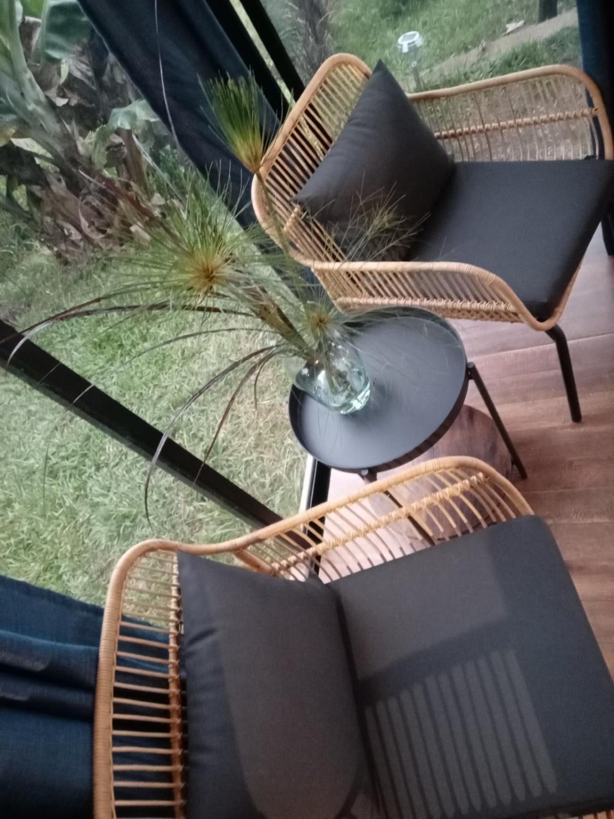 Sin Prisa "Not Rush" Cabana Preciosa! Con Jacuzzi, Vista Y Acceso Directo Al Embalse, Vista A La Piedra , Deporte Acuatico Paddle Board And Breakfast Incluidos ! Imperdible กัวตาเป ภายนอก รูปภาพ